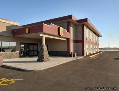 Super 8 By Wyndham Innisfail Exteriér fotografie